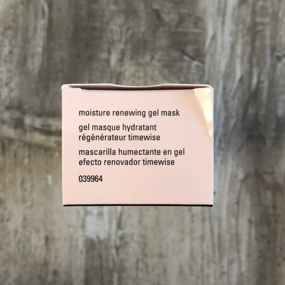 Mary Kay Moisture Renewing Gel Mask - Picture 6 of 6